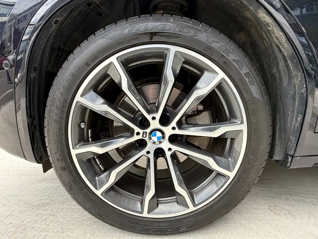 BMW X3 — миниатюра 21