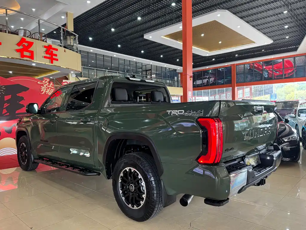 Toyota Tundra 2023 3.5T AT