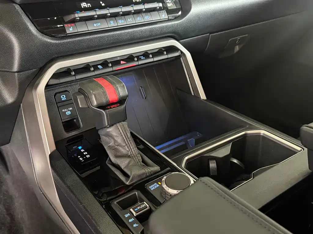 Toyota Tundra 2023 3.5T AT