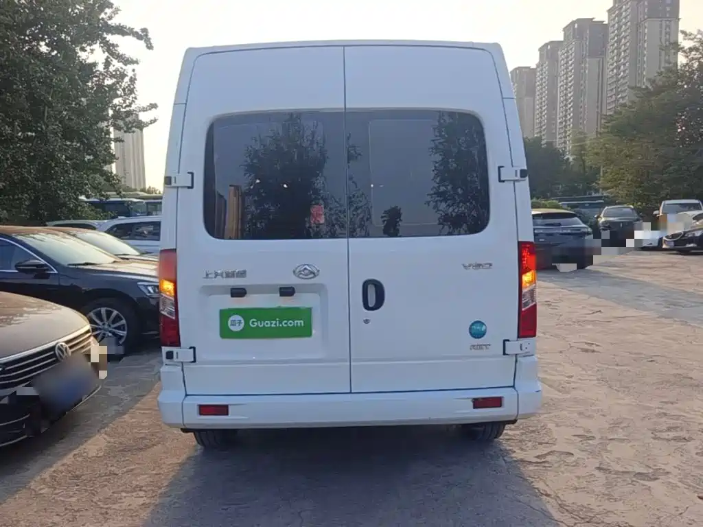 MAXUS V80 — миниатюра 6
