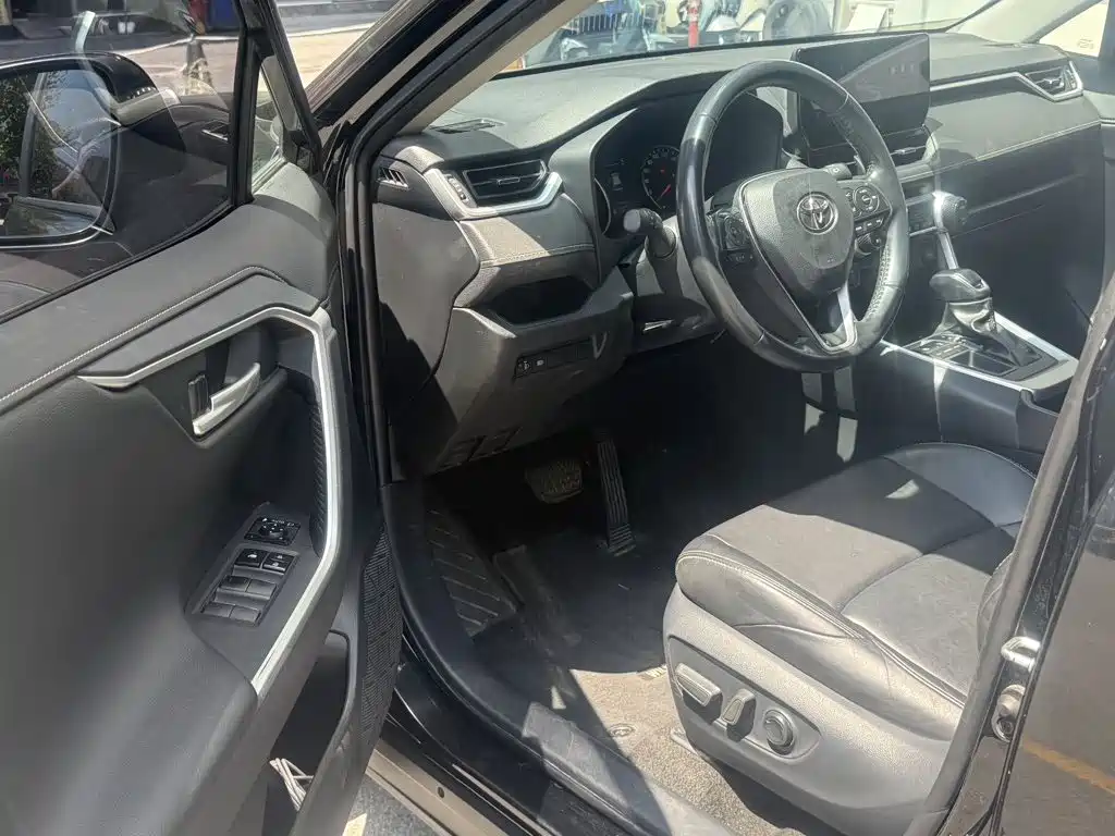 Toyota Wildlander — миниатюра 7