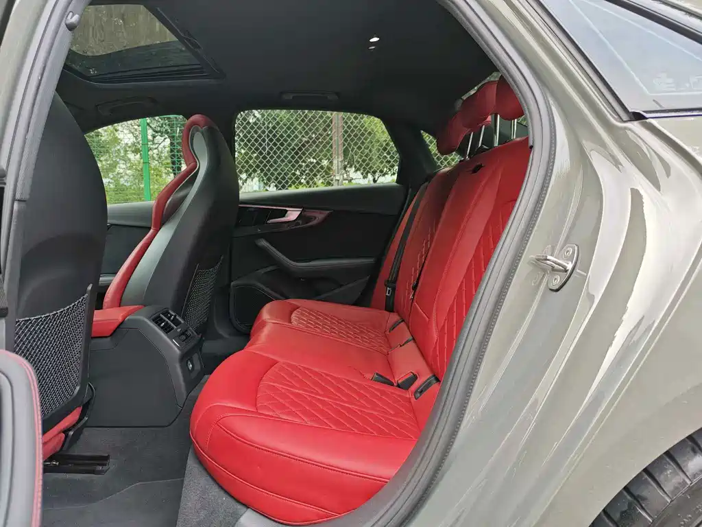 Audi S4 — миниатюра 7
