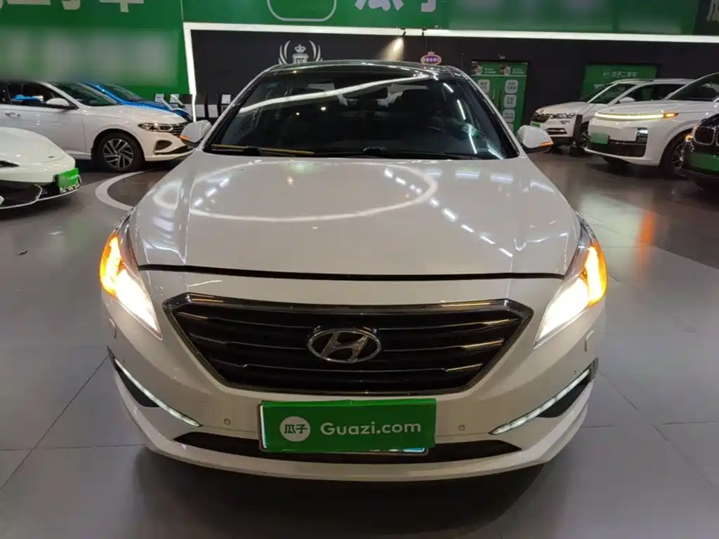 Hyundai Sonata — миниатюра 3