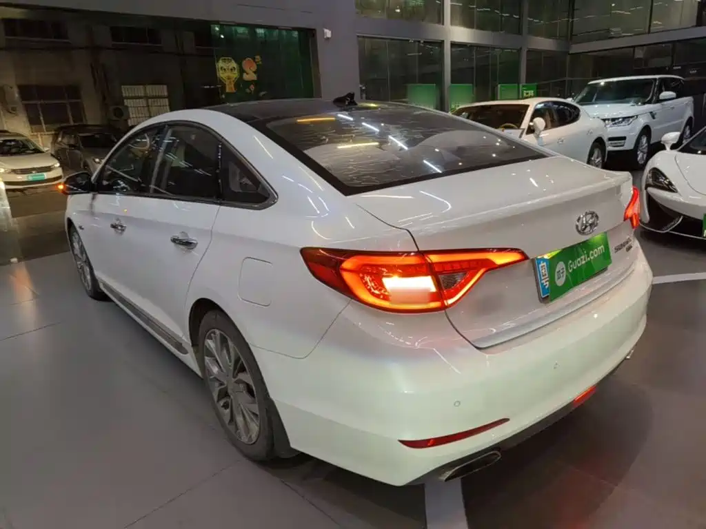 Hyundai Sonata — миниатюра 5