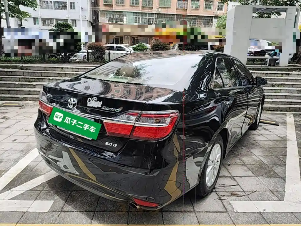Toyota Camry — миниатюра 7