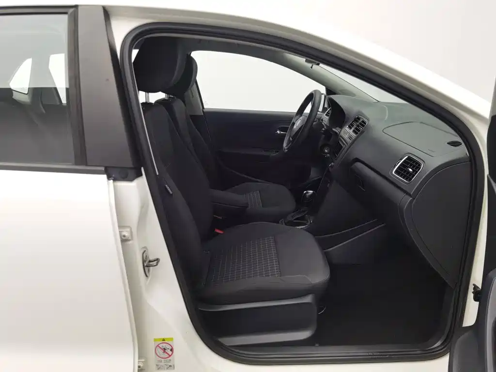 Volkswagen Polo — миниатюра 23