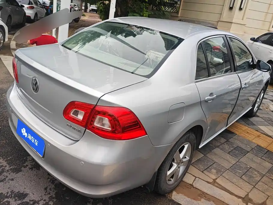 Volkswagen Bora — миниатюра 3
