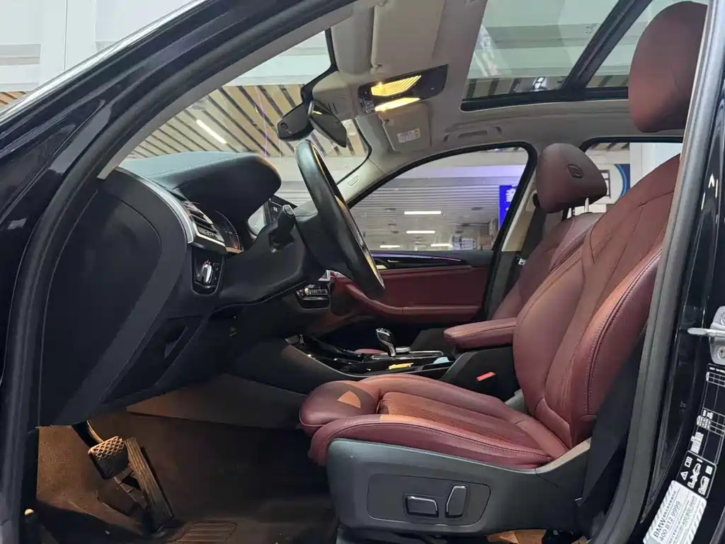 BMW X3 — миниатюра 10
