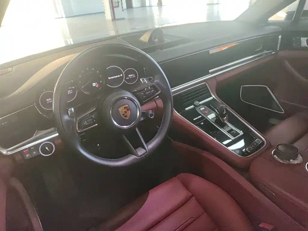 PORSCHE PANAMERA NEW ENERGY