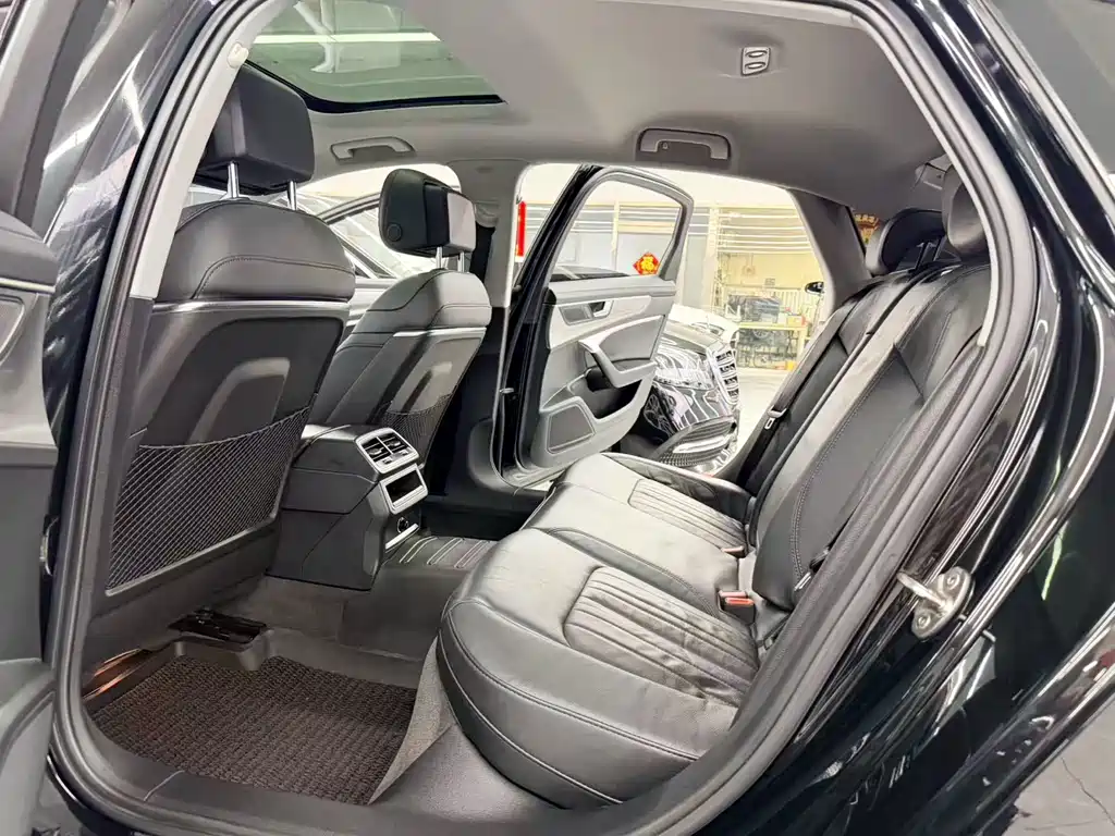 Audi A6L 2021 40 TFSI Luxury