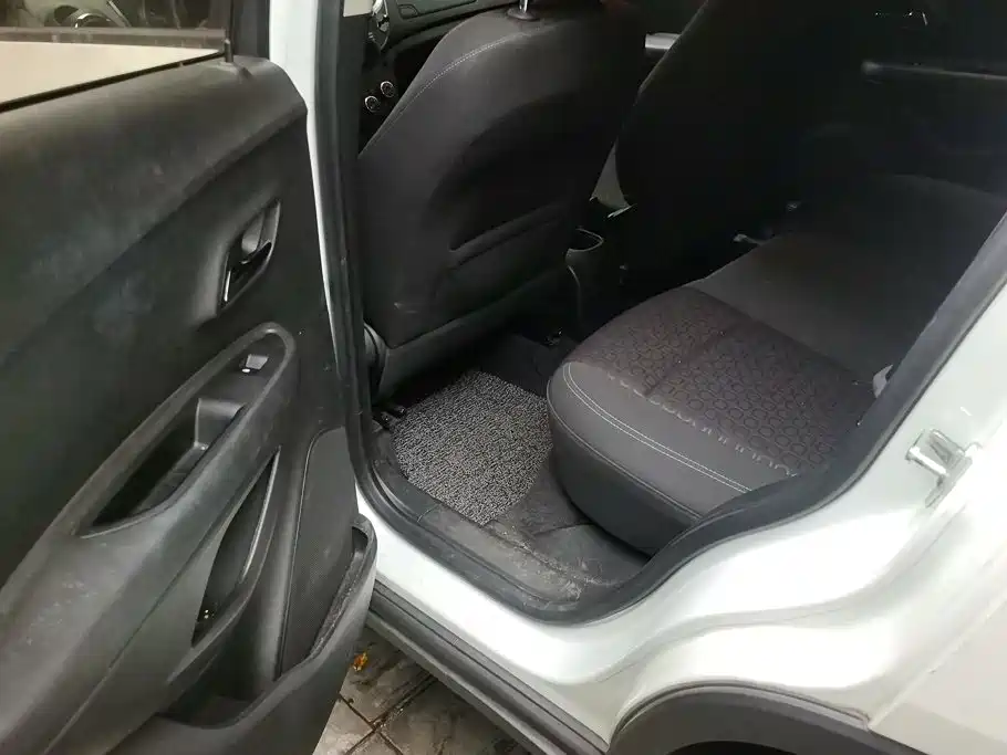 Chevrolet Trax — миниатюра 11