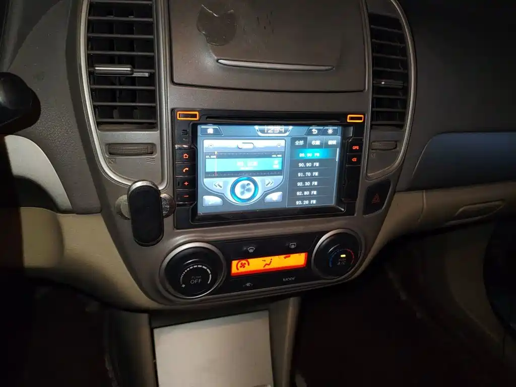 Nissan Sylphy — миниатюра 10