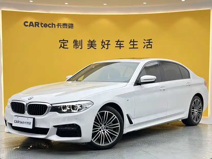 BMW 5 Series — миниатюра 13