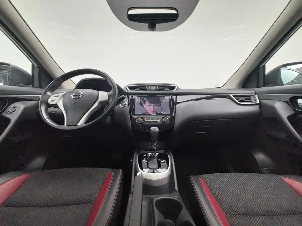 Nissan Qashqai — миниатюра 5