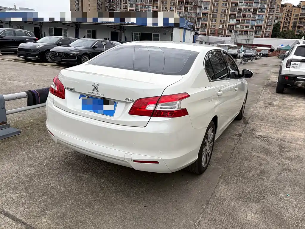 Peugeot 408 2014 1.8L AT Luxury