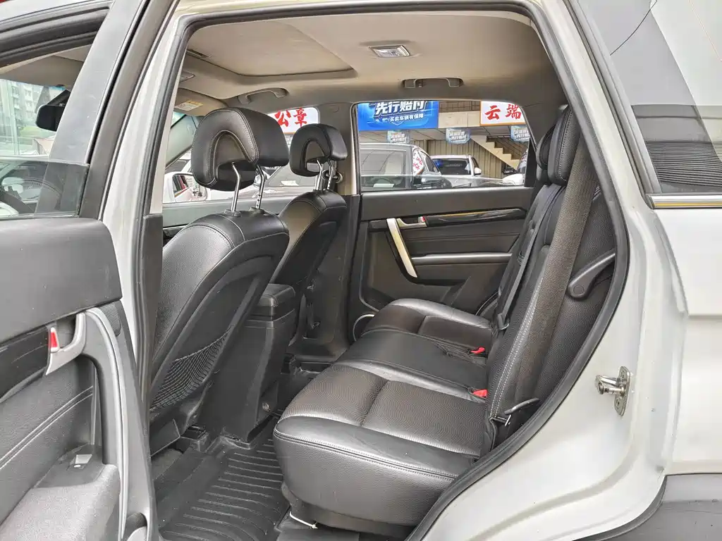 Chevrolet Captiva — миниатюра 6