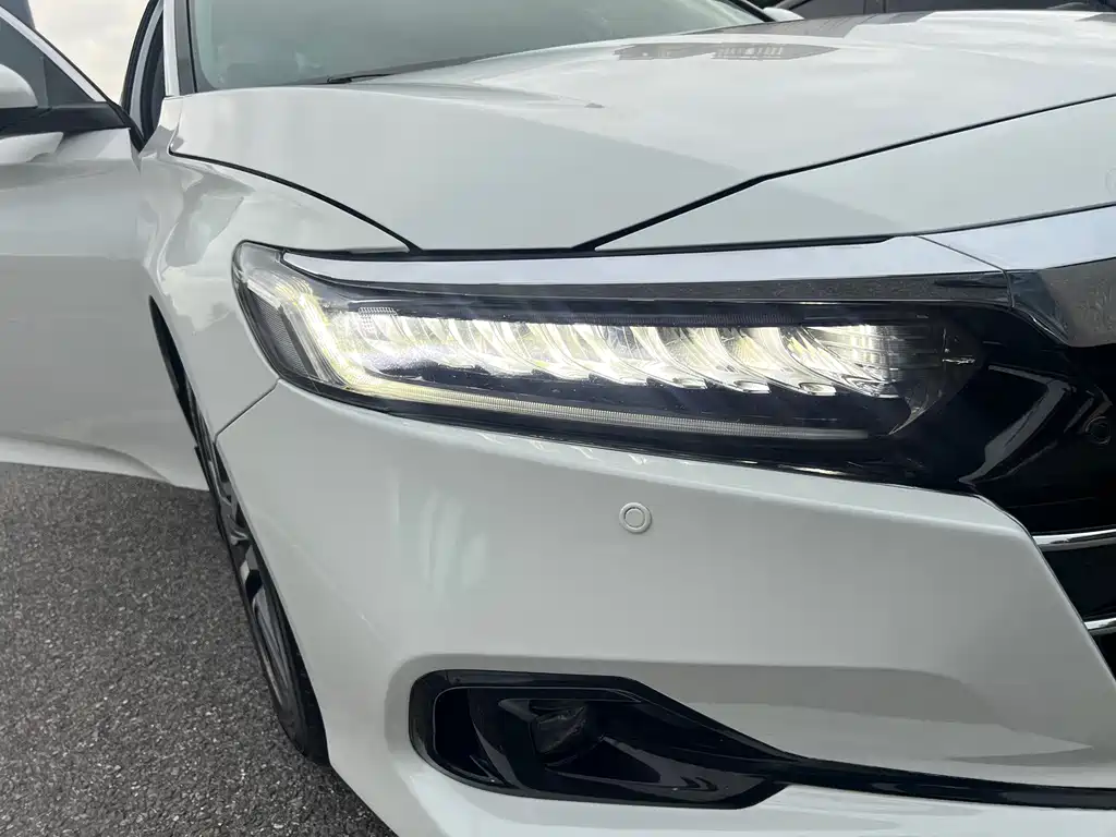 Honda Accord — миниатюра 21