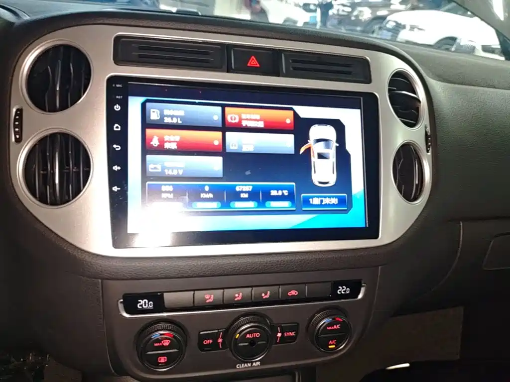 Volkswagen Tiguan — миниатюра 13