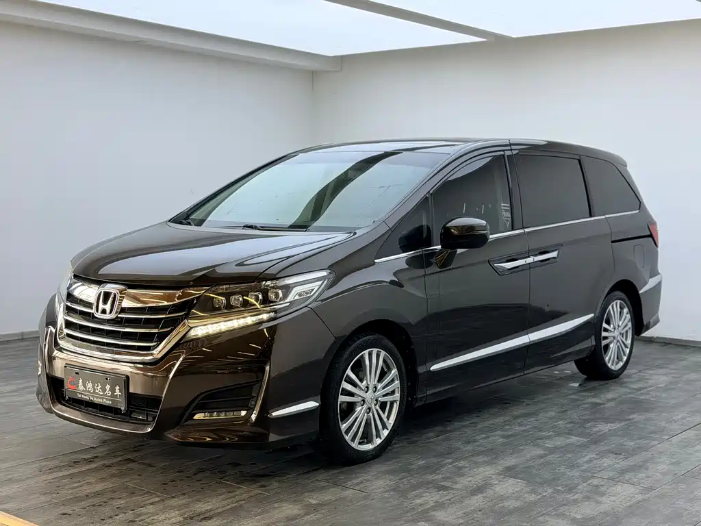 Honda Elysion 2016 2.4L Luxury