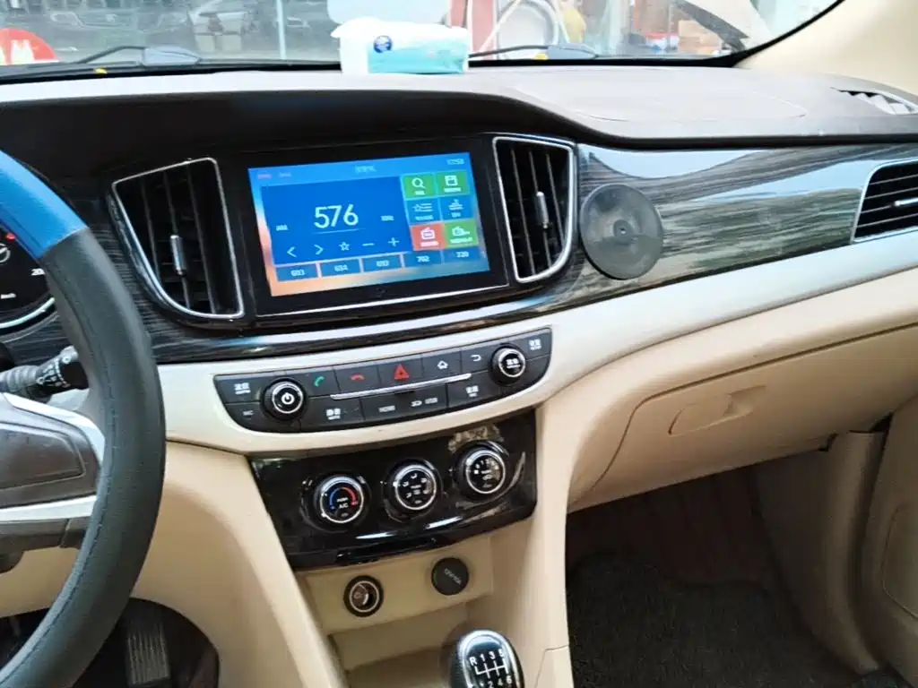 Baojun 730 — миниатюра 13