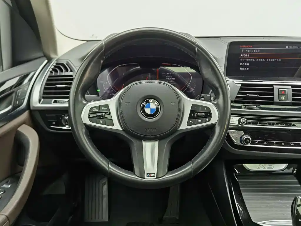 BMW X3 — миниатюра 11