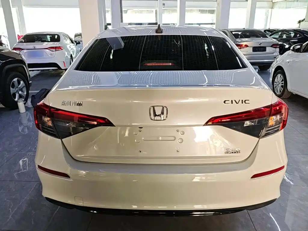Honda Civic — миниатюра 6