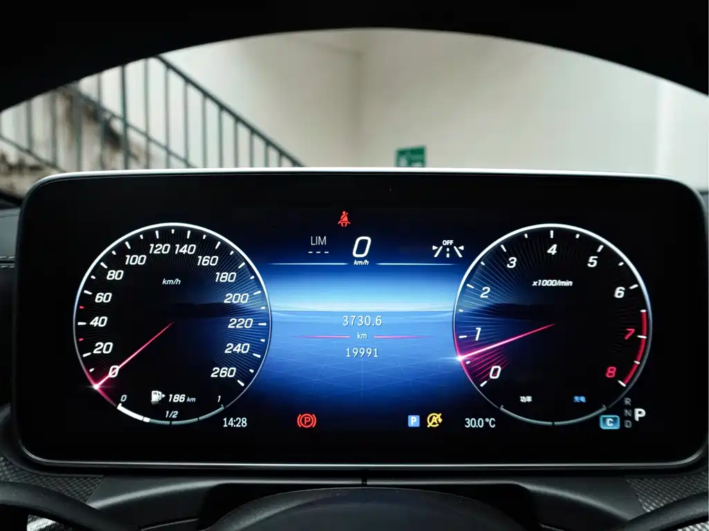 Mercedes-Benz C-Class — миниатюра 18