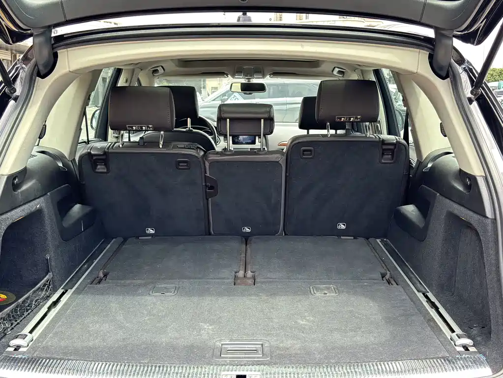 Audi Q7 — миниатюра 18