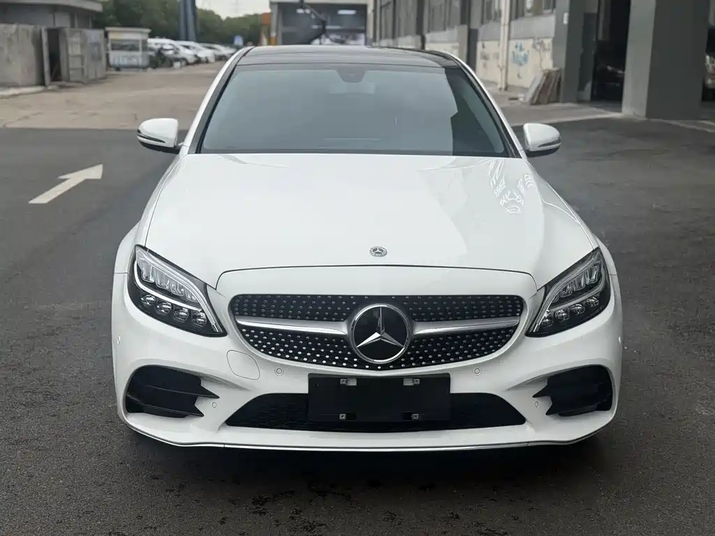 Mercedes-Benz C-Class — миниатюра 2
