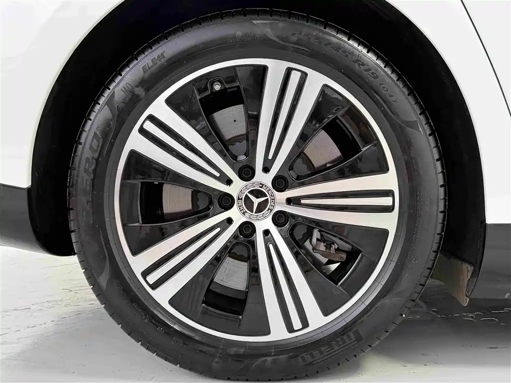 Mercedes-Benz EQE — миниатюра 20