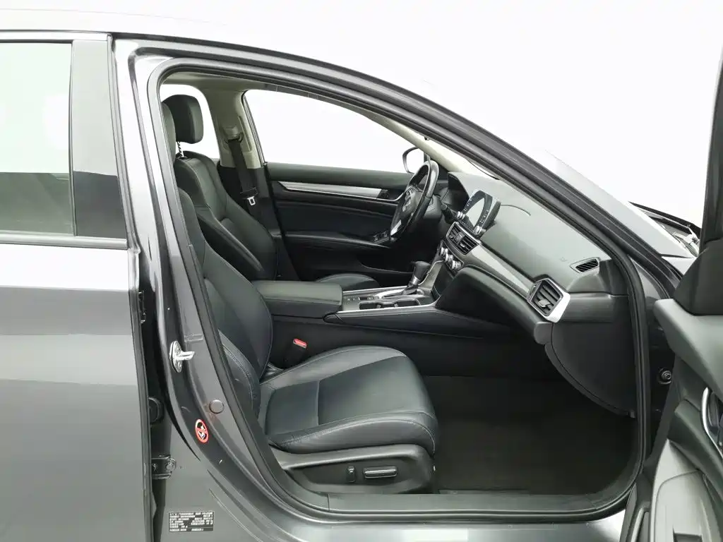 Honda Accord — миниатюра 23