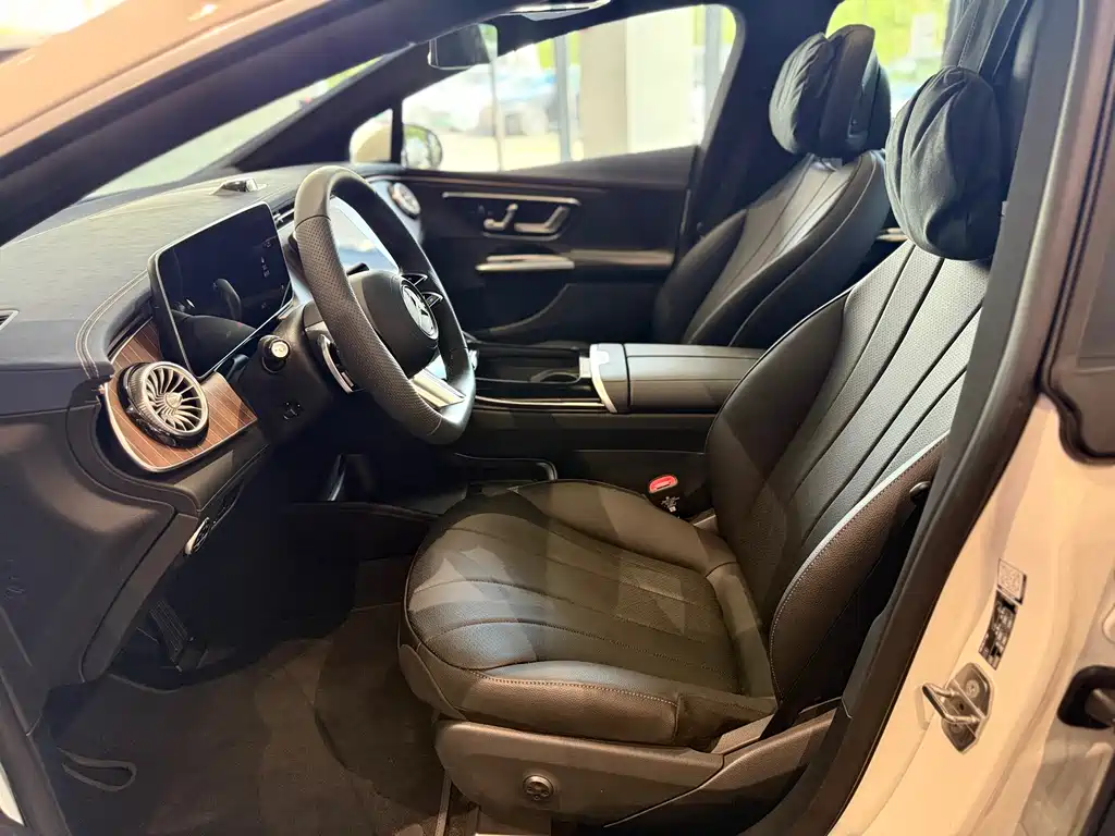 Mercedes-Benz EQE 2025 500 4MATIC