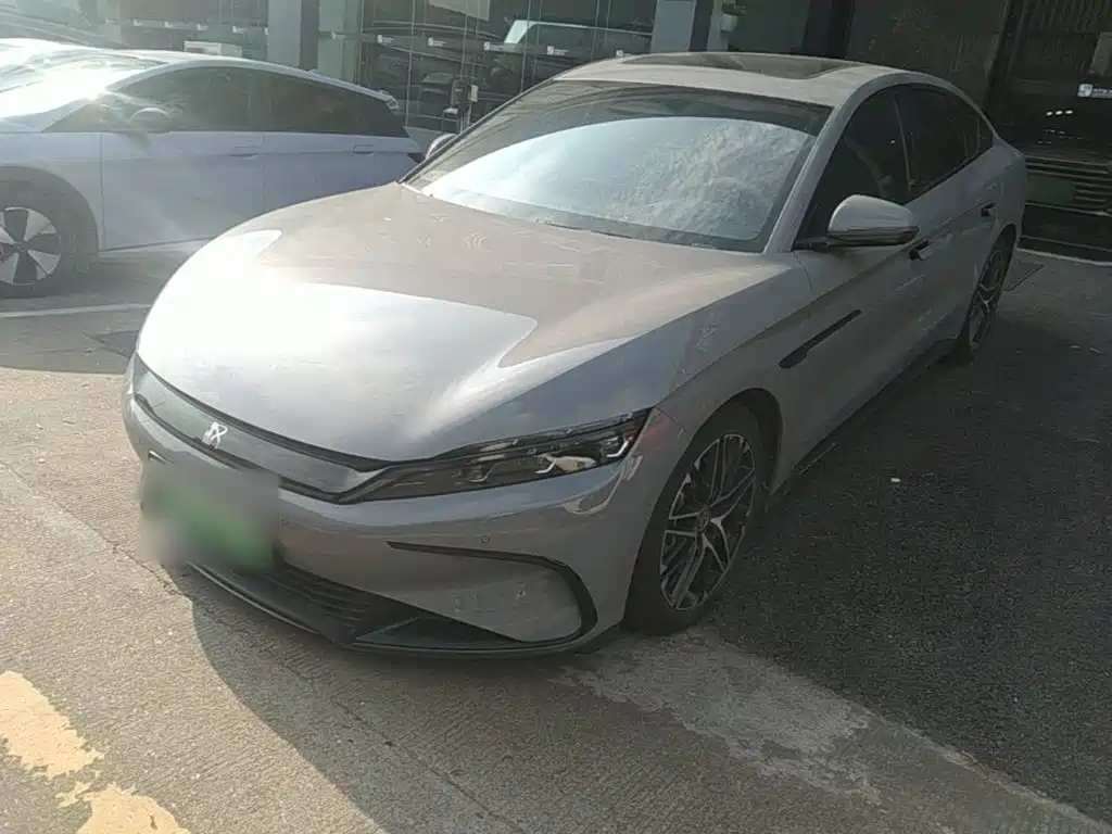BYD Han 2025 EV Smart Drive 605KM