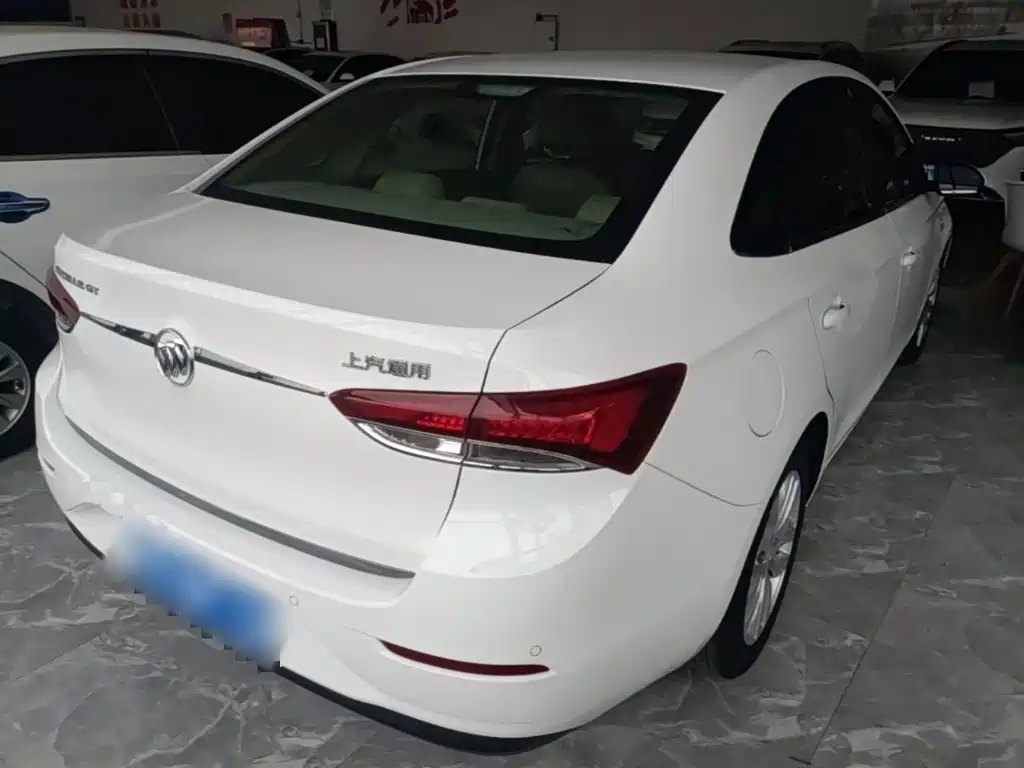 Buick Excelle — миниатюра 7