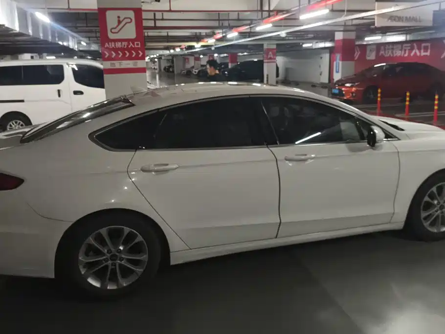 Ford Mondeo — миниатюра 3
