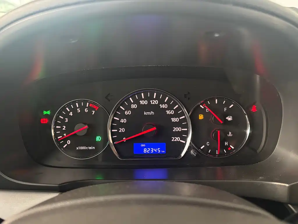 Changan V5 — миниатюра 7