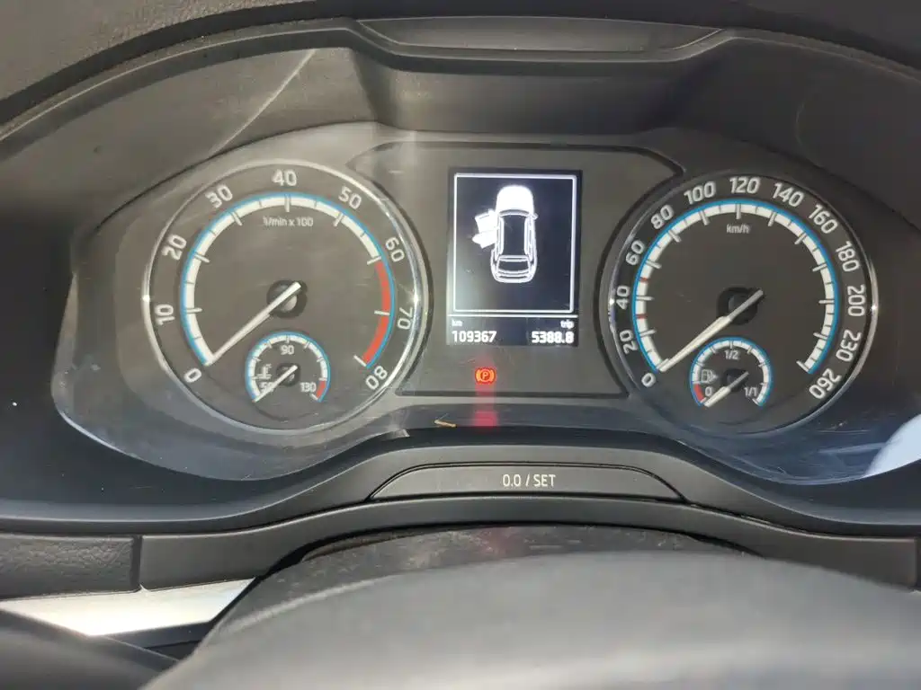 Skoda Karoq — миниатюра 5