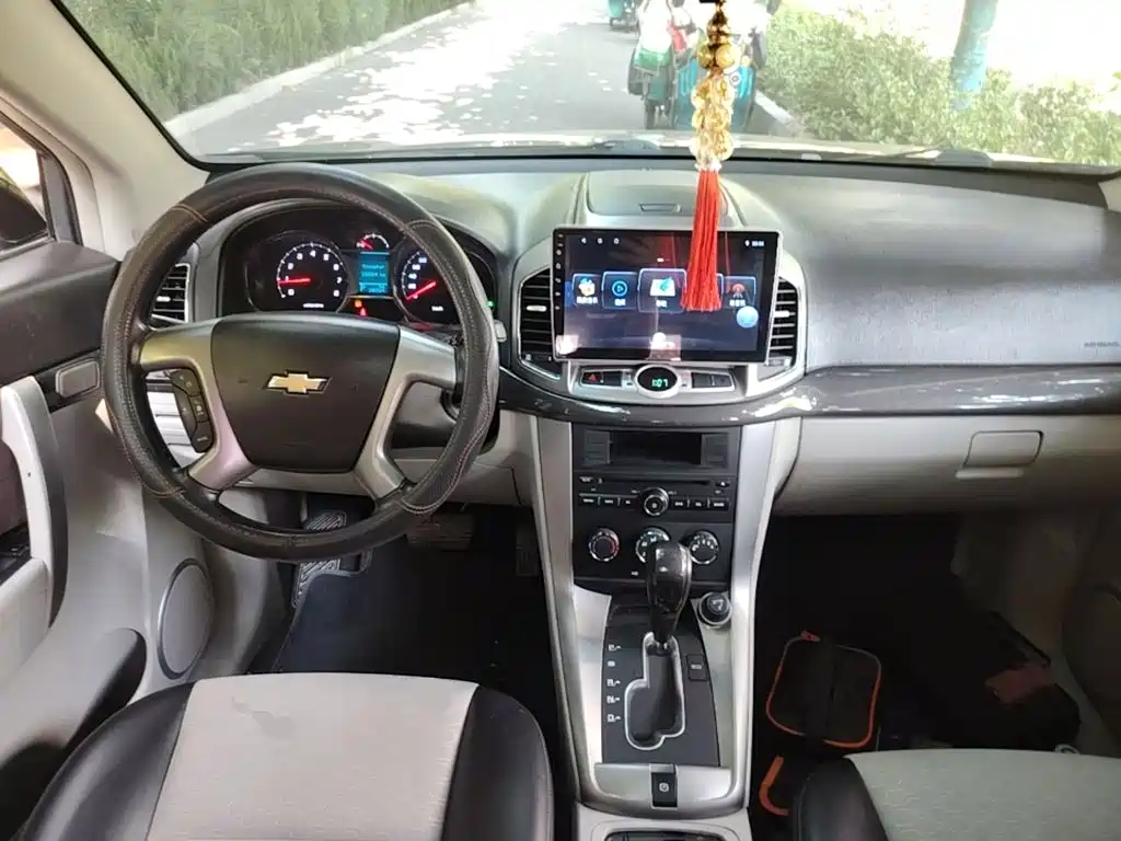 Chevrolet Captiva — миниатюра 10