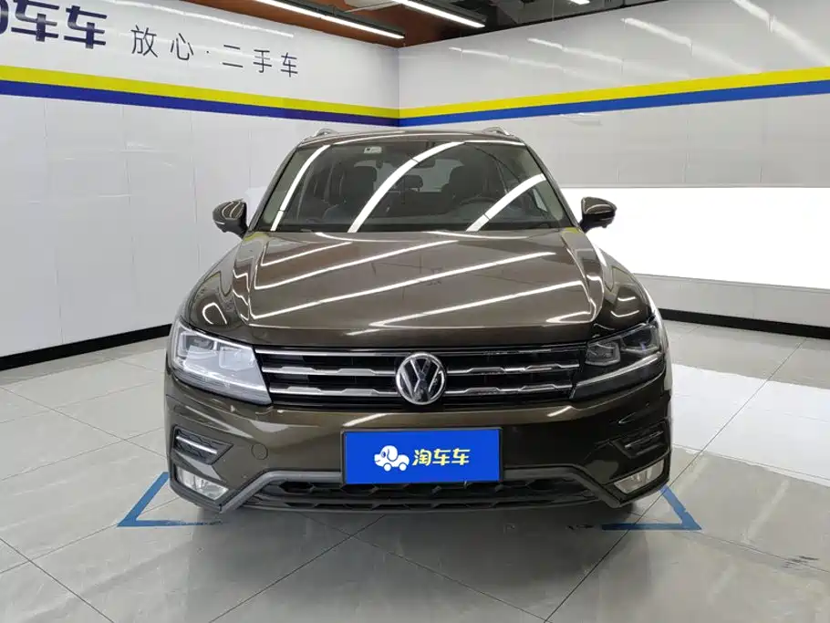 Volkswagen Tiguan L — миниатюра 2