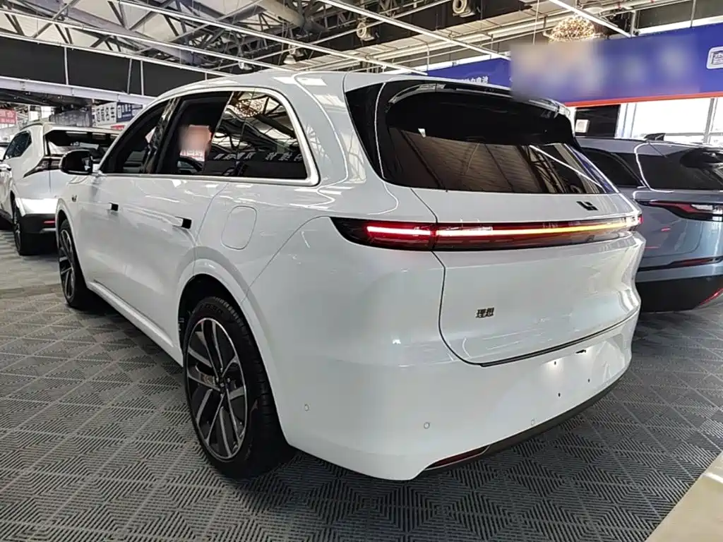 Li Auto L6 2024 Pro