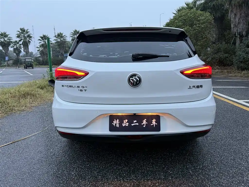 Buick Excelle — миниатюра 5