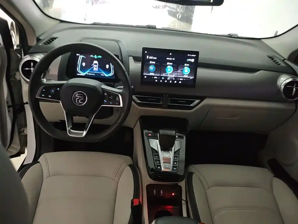 BYD Yuan Pro — миниатюра 10