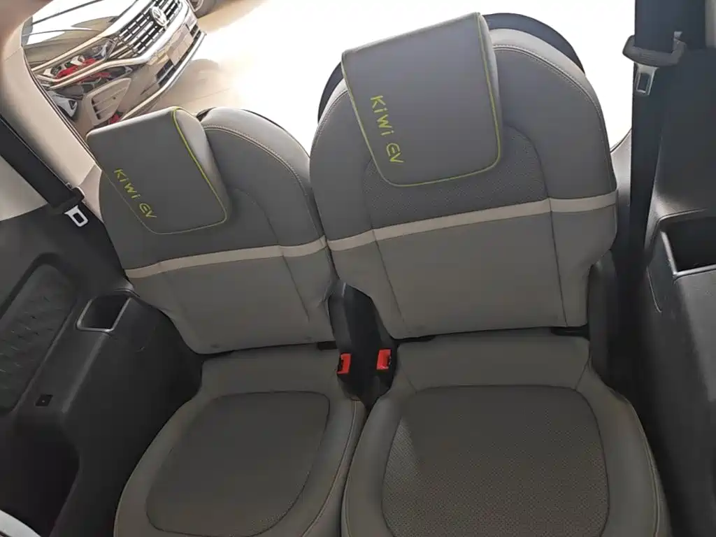Baojun KiWi EV — миниатюра 17
