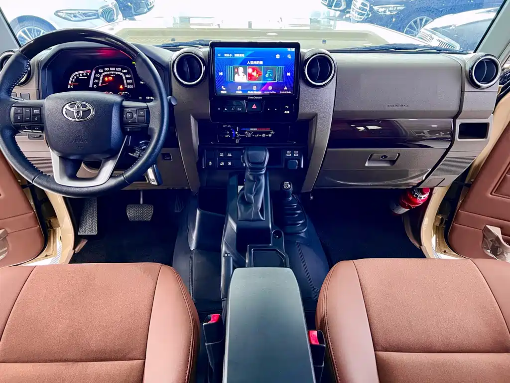 Toyota Land Cruiser — миниатюра 9