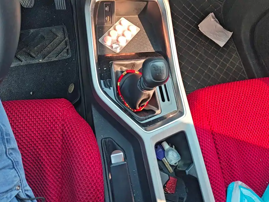 Wuling Jiachen — миниатюра 16