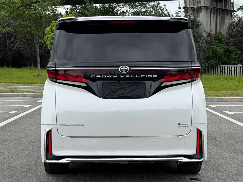 Toyota Vellfire — миниатюра 4