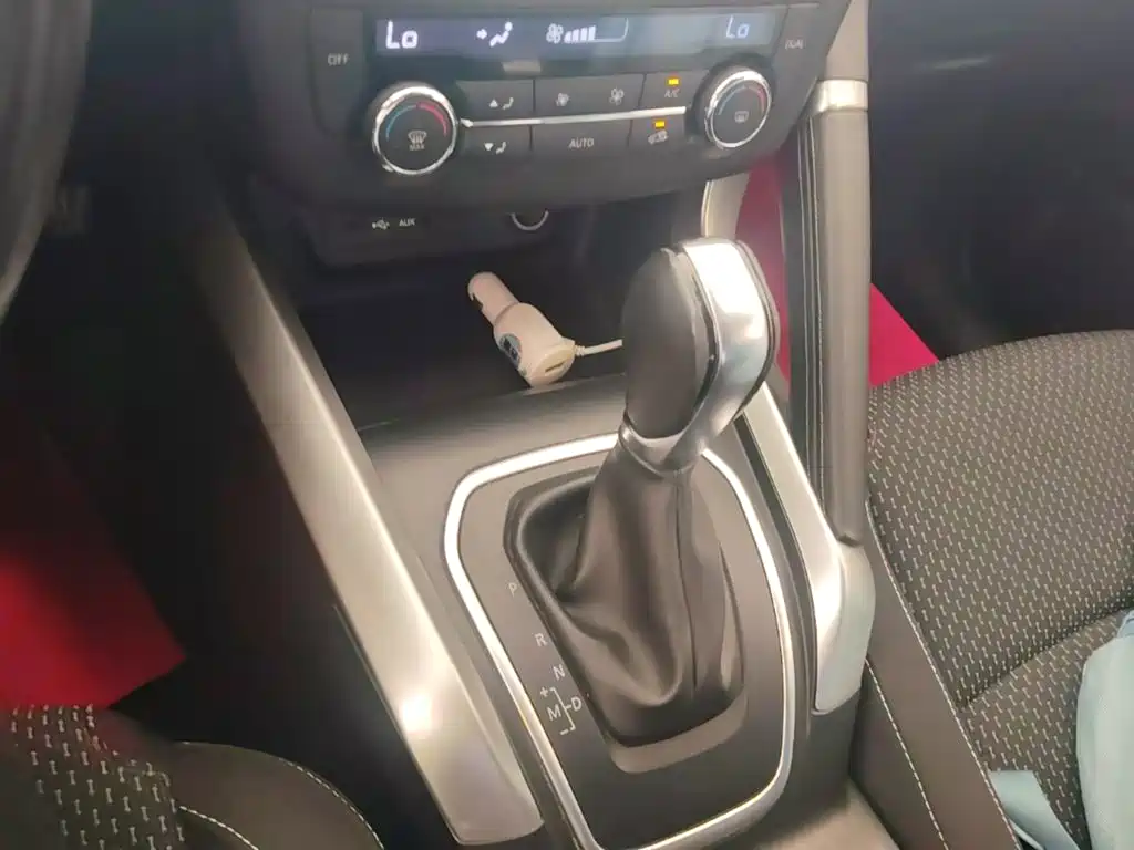 Renault Kadjar — миниатюра 14