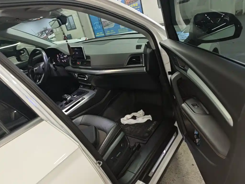 Audi Q5L — миниатюра 11