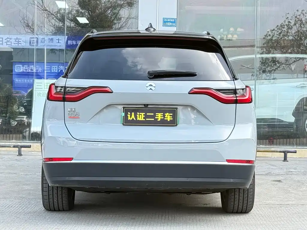 NIO NIO ES8