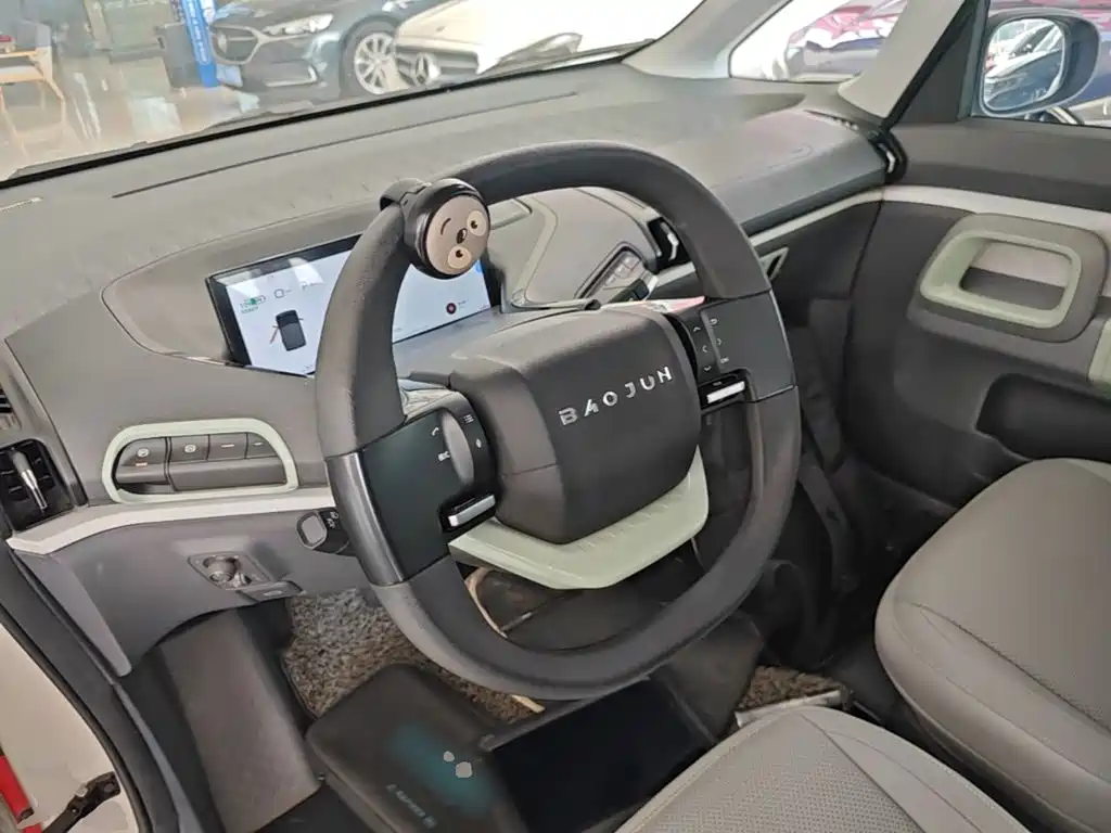 Baojun KiWi EV — миниатюра 11